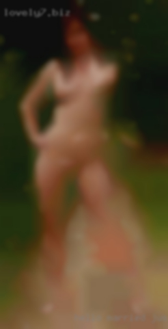 Hello married just want hotwife and stag from Elyria.